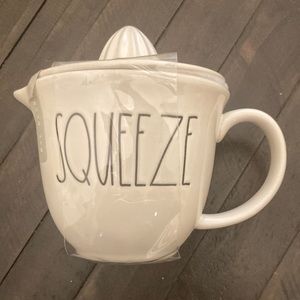 Rae Dunn “SQUEEZE” Juicer